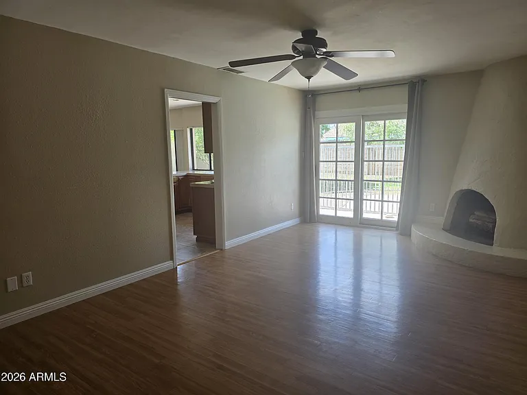 2614 E Sahuaro Dr — Photo 17