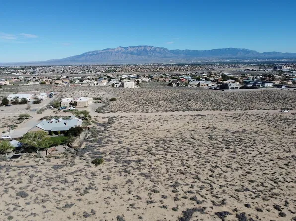 1601 12th St SE, Rio Rancho, NM 87124