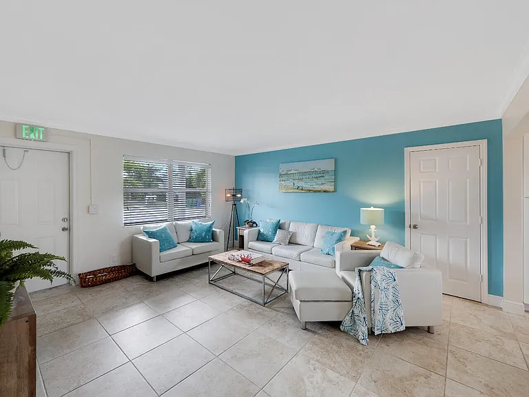 1236 Beach Rd #2 — Photo 17