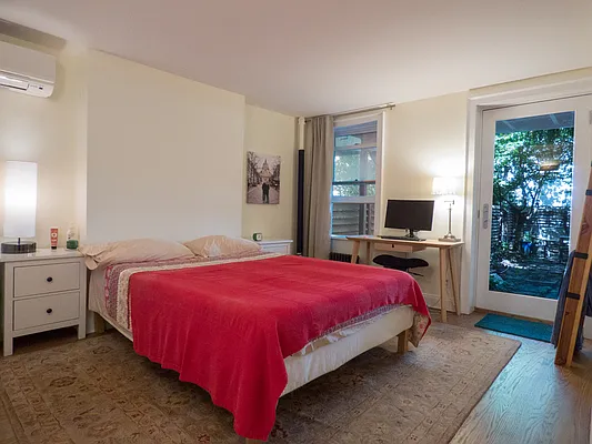 Rented by Corcoran | media 7