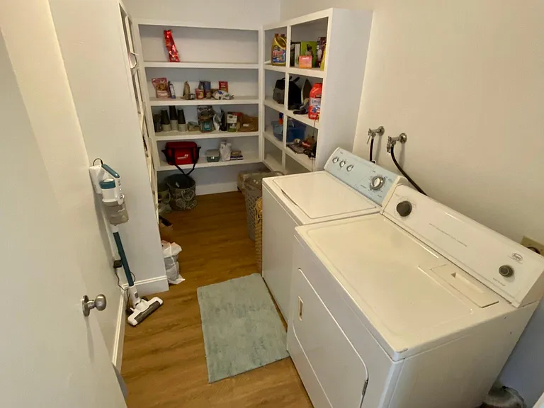 4823 W Chicago St — Photo 5