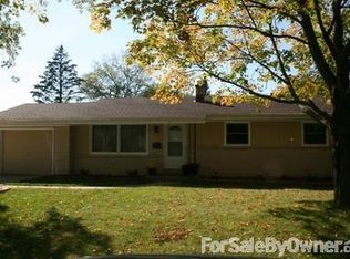 40 Ridgway St #1/1, Elkhorn, WI 53121