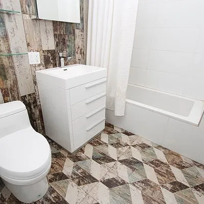 Rented by Lofts and Flats LLC | media 8