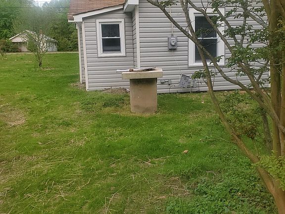 3rd image of 3615 N Church St