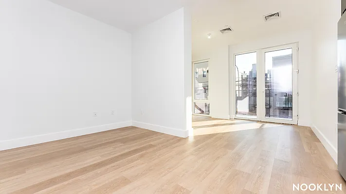 Rented by Nooklyn NYC LLC | media 10