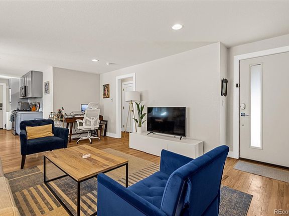 5th image of 3605 Stuart Street