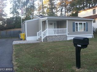 1640 Marlboro Rd, Edgewater, MD 21037