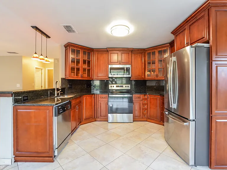 2233 Grand Tree Ct — Photo 10