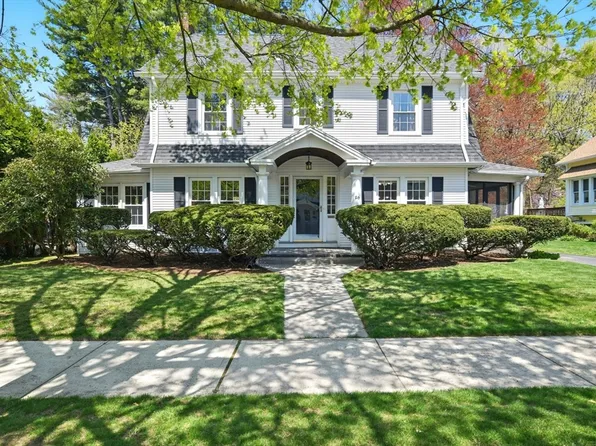 26 Westmoreland Ave, Longmeadow, MA 01106