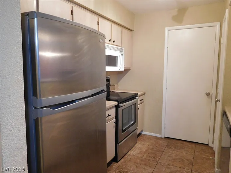 8101 W Flamingo Rd #2002 — Photo 8