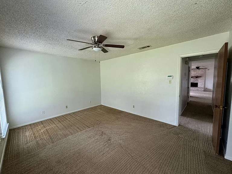 2112 Hinkle Ave — Photo 19