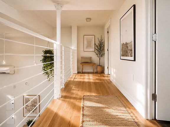 4th image of 96 Dupont St #2E