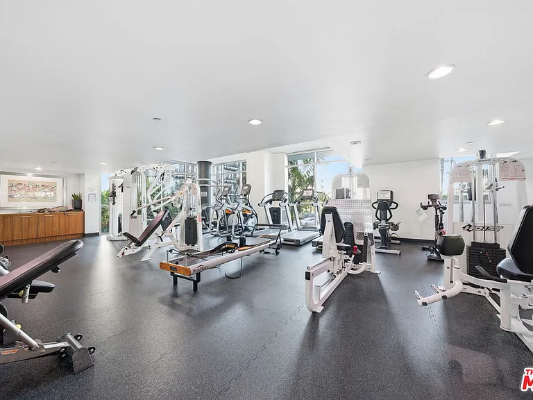 13650 Marina Pointe Dr #1603 — Photo 69