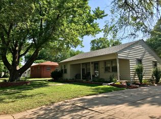 848 S Fountain Ave, Wichita, KS 67218