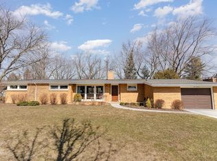 914 Southmoor Rd, Mount Pleasant, MI 48858