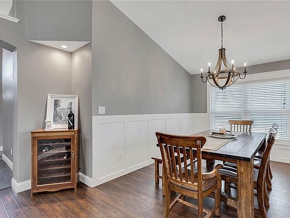 4th image of 7977 Elmstone Cir