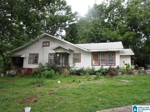 916 8th Ave, Midfield, AL 35228