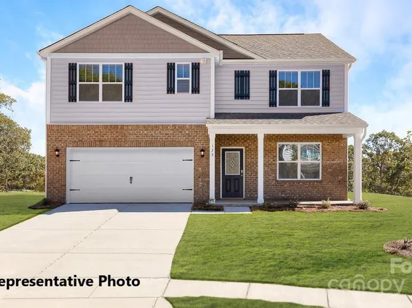 8060 Plymouth Dr, Sherrills Ford, NC 28673