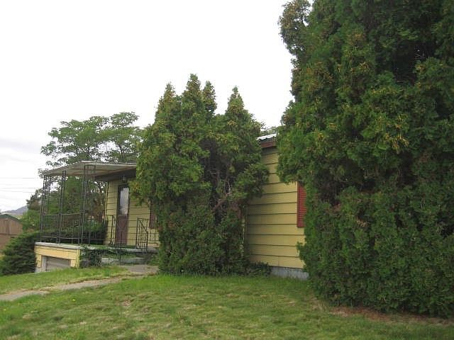 1st image of 307 6th Ave N