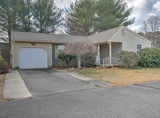 24 Berkshire Rd, Whiting, NJ 08759