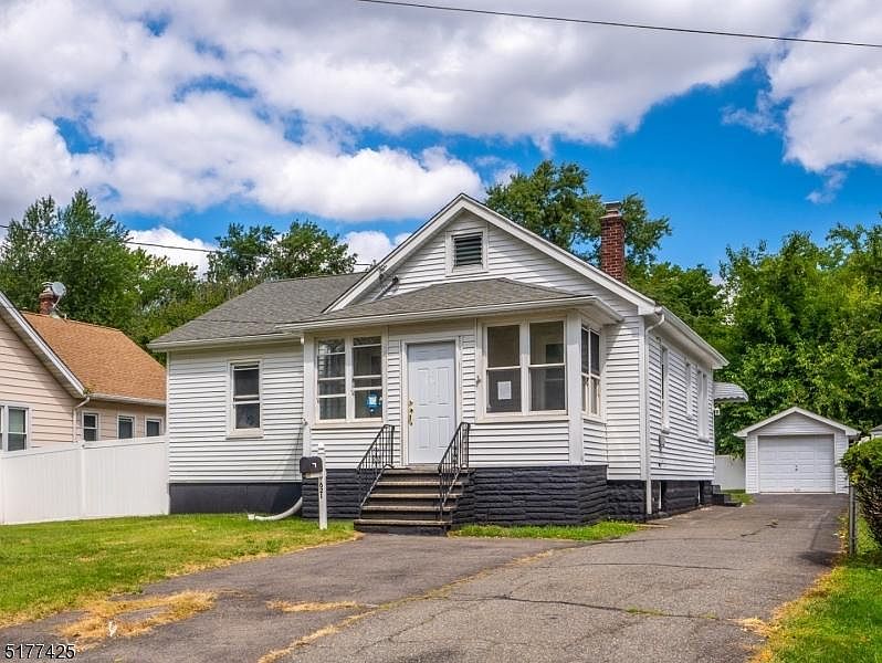 1st image of 621 Linden Ave