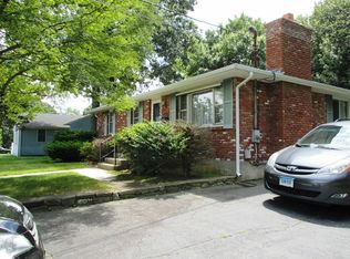 68 Fishermans Ave, Westerly, RI 02891