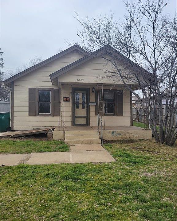 1st image of 3229 S Douglas Ave