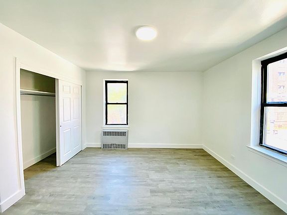 3rd image of 2-41 Forty Parsons Blvd #2