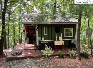 111 Shepherds Run, Purlear, NC 28665