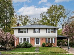 8622 Gateshead Rd, Alexandria, VA 22309