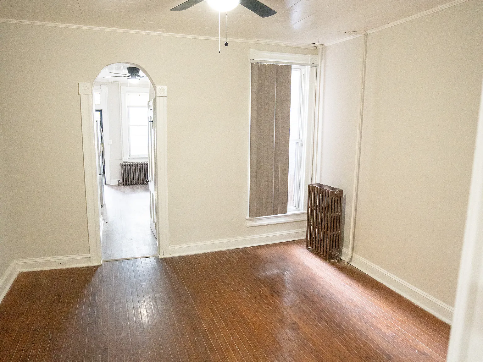 3 bed, 2.5 bath, $1,900 — Photo 2
