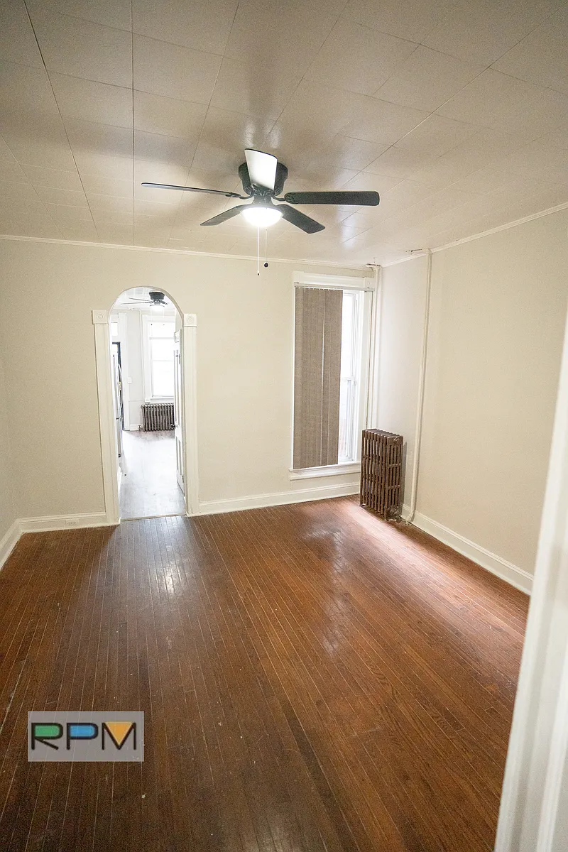Building Photo - 2704 Edmondson Ave