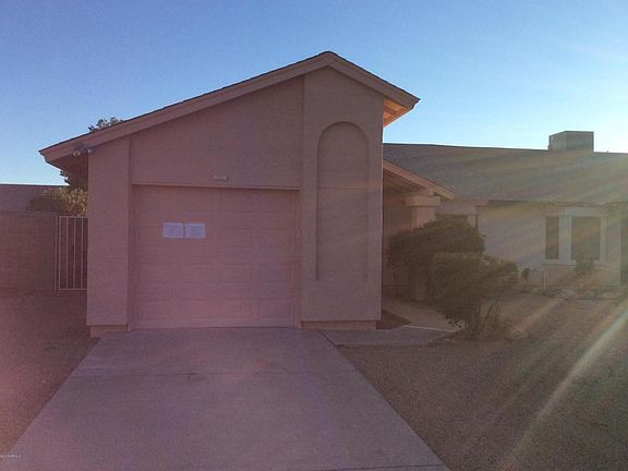 2nd image of 3049 W Potter Dr