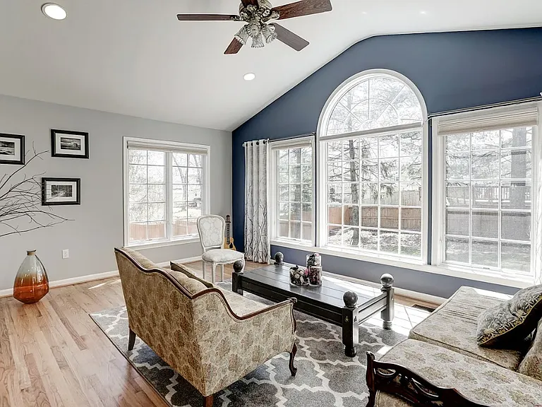 8116 Irwell Ct — Photo 12