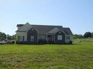 3050 Seven Mile Ferry Rd, Clarksville, TN 37040