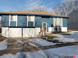 2235 N 128th Cir, Omaha, NE 68164