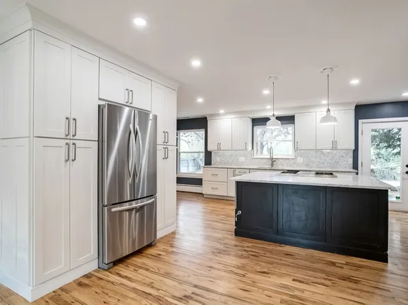 3991 S Hillcrest Dr, Denver, CO 80237