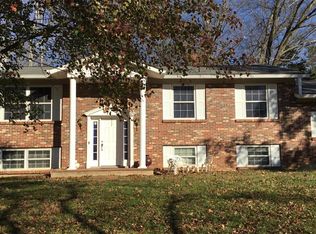 18775 Vixen Dr, Pacific, MO 63069