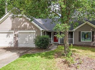 2432 Country Lake Ln, Powder Springs, GA 30127