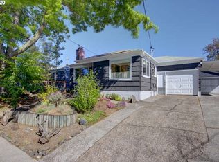 7615 SE Clay St, Portland, OR 97215