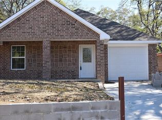 2822 Ross Ave, Fort Worth, TX 76106