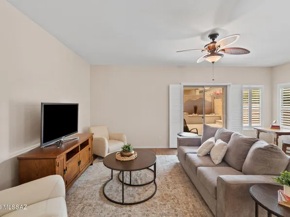 1279 W Calle Luis Maria, Sahuarita, AZ 85629