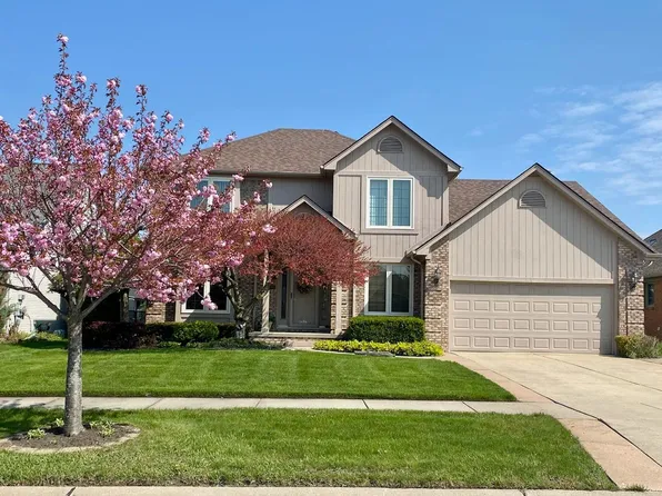 15533 Spiceway Dr, Fraser, MI 48026