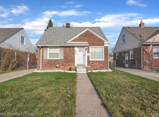 3360 Chestnut St, Dearborn, MI 48124