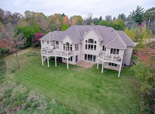 N112W21541 Mequon Rd, Germantown, WI 53022