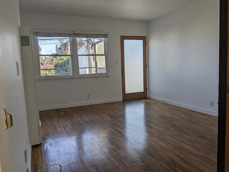 250 3rd Ave #250 — Photo 10