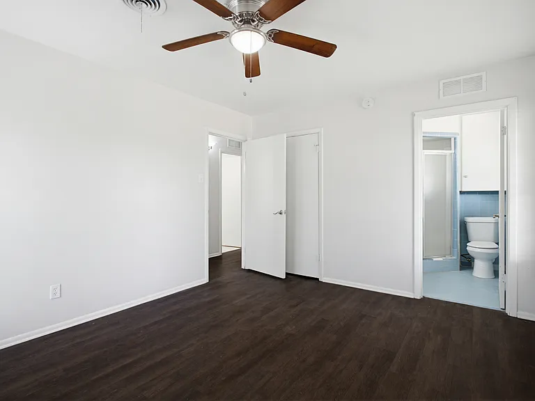 2125 E Lawndale Dr #2125 — Photo 8