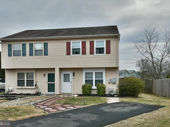 6 Carriage Dr, Horsham, PA 19044