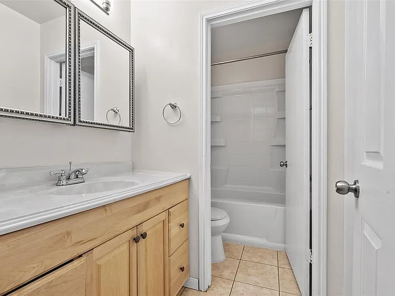 328 S 2nd St #330 — Photo 5