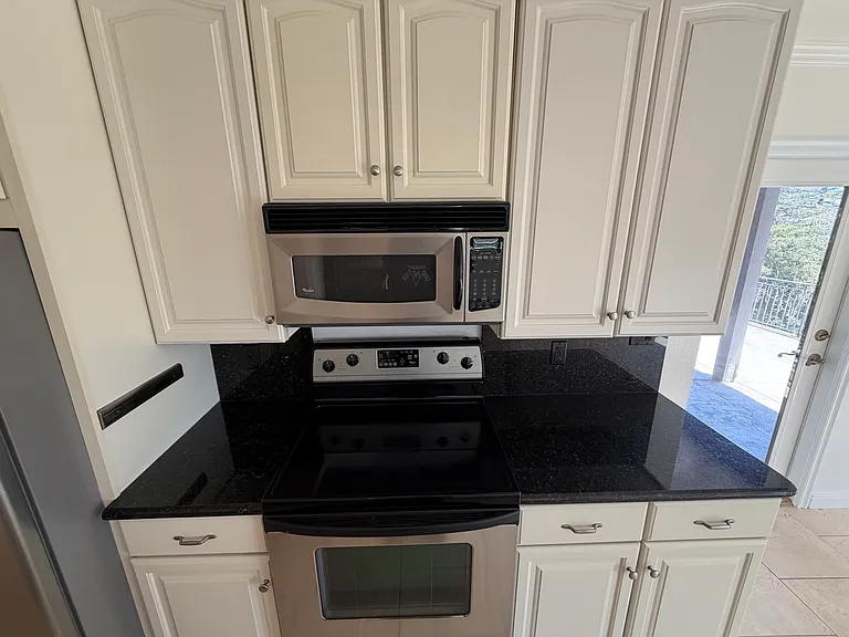 1320 El Curtola Blvd #A — Photo 8